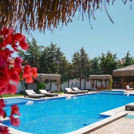 מלון Albeon Luxury Hotel - Alacati אלאקאטי