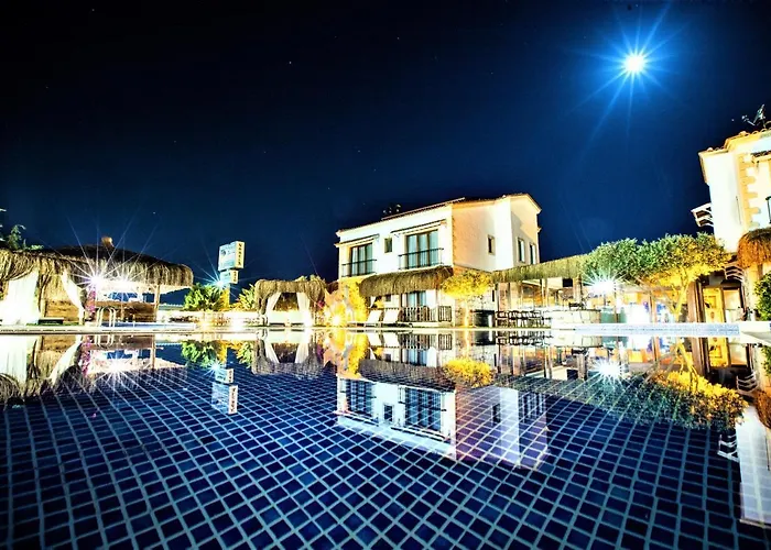 Albeon Luxury Hotel - Alacati אלאקאטי