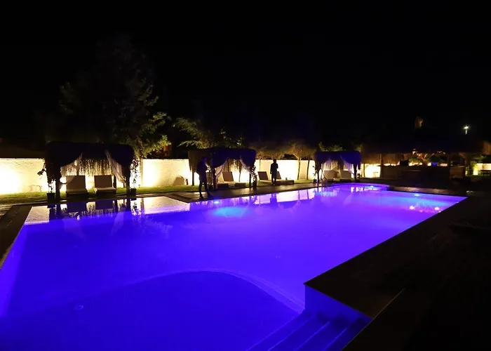 Albeon Luxury Hotel - Alacati אלאקאטי