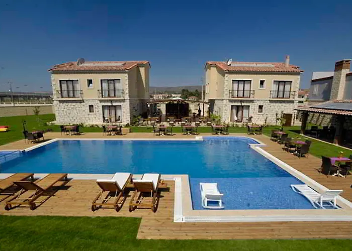 Albeon Luxury Hotel - Alacati מלון אלאקאטי