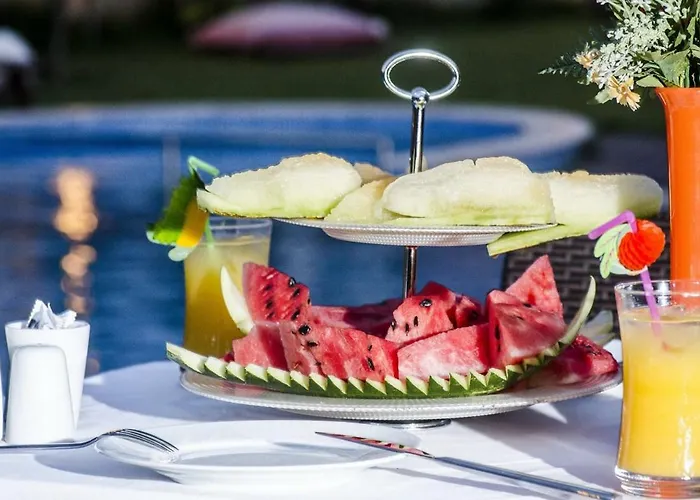 Albeon Luxury Hotel - Alacati אלאקאטי