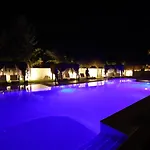 Albeon Luxury Hotel - Alacati Алачати