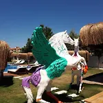 Albeon Luxury Hotel - Alacati Алачати