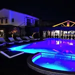 Albeon Luxury Hotel - Alacati Алачати